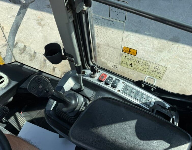 DOOSAN DL200-5 **WHEEL LOADER**